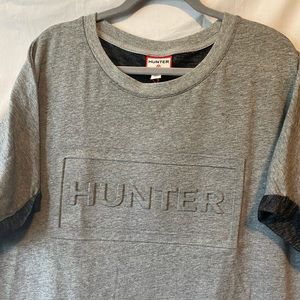 Hunter shortsleeved gray sweatshirt